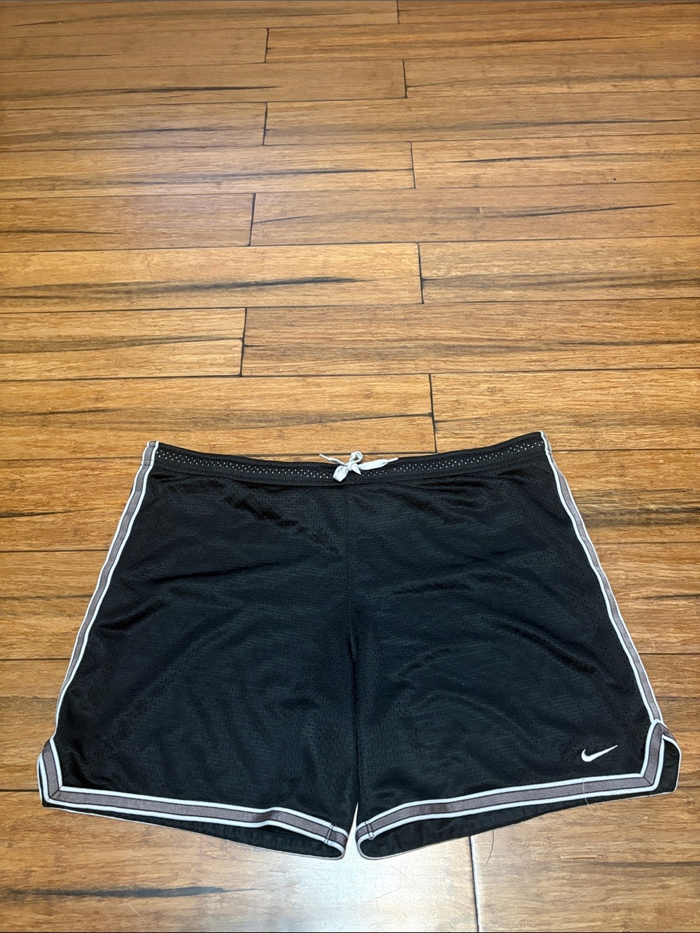 Nike Shorts Womens Medium 8-10 Black Lined Running‎ Athletic Gym Training Mesh